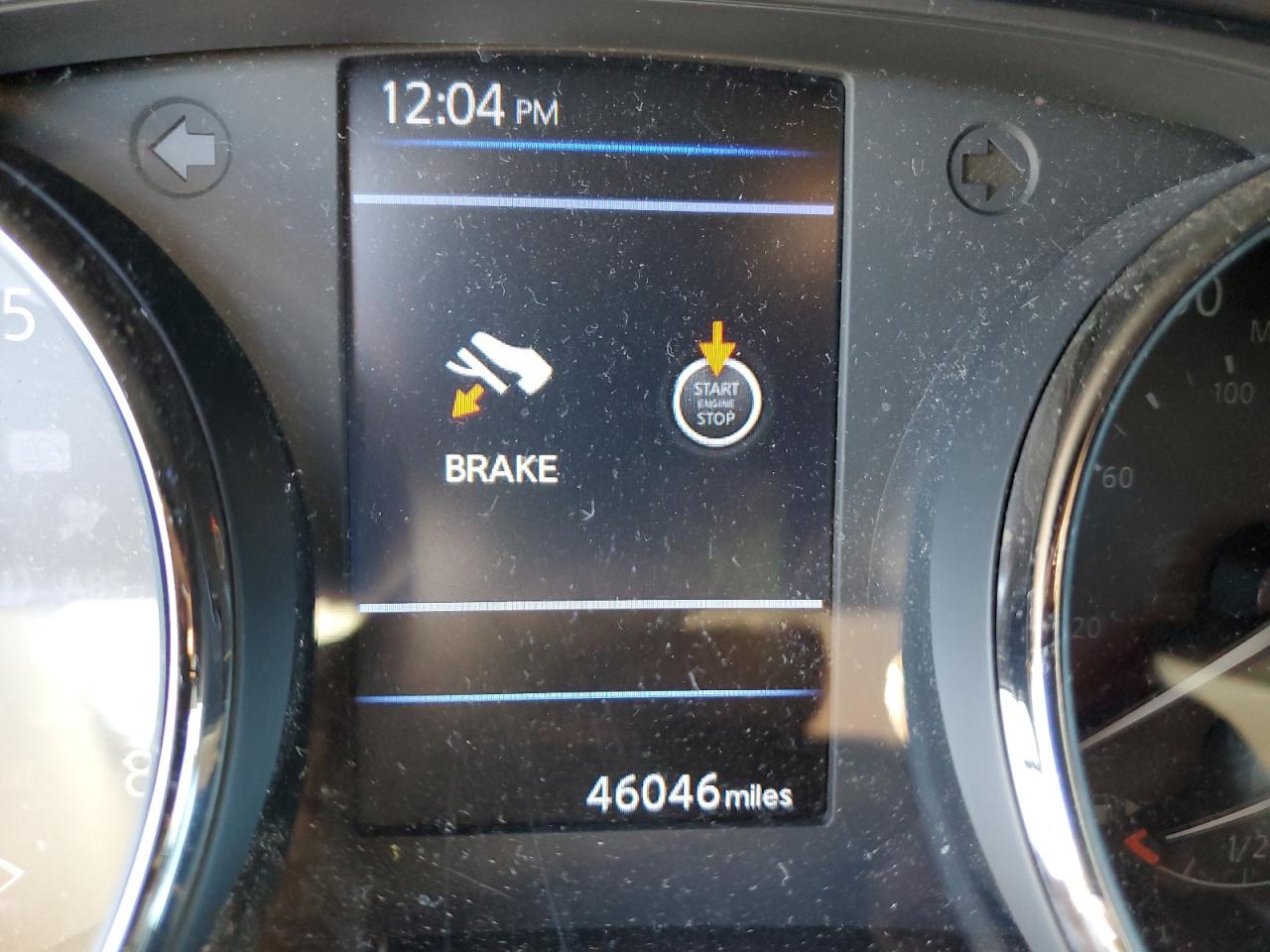 KNMAT2MV5JP609915 NISSAN ROGUE 2018
