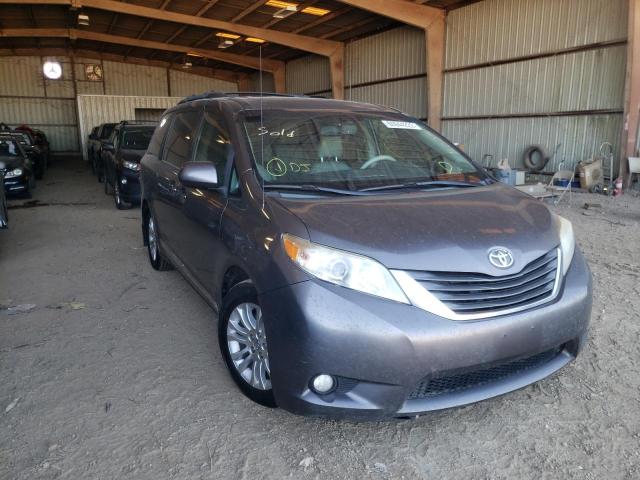 2014 Toyota Sienna XLE