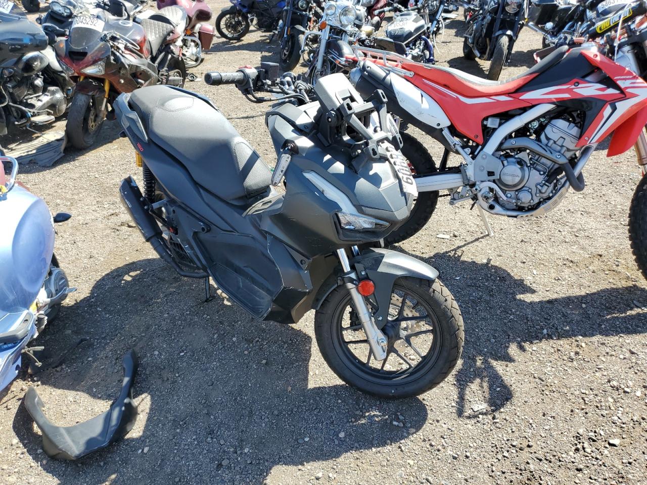 MLHKF3851M5000720 HONDA ADV150 A 2021