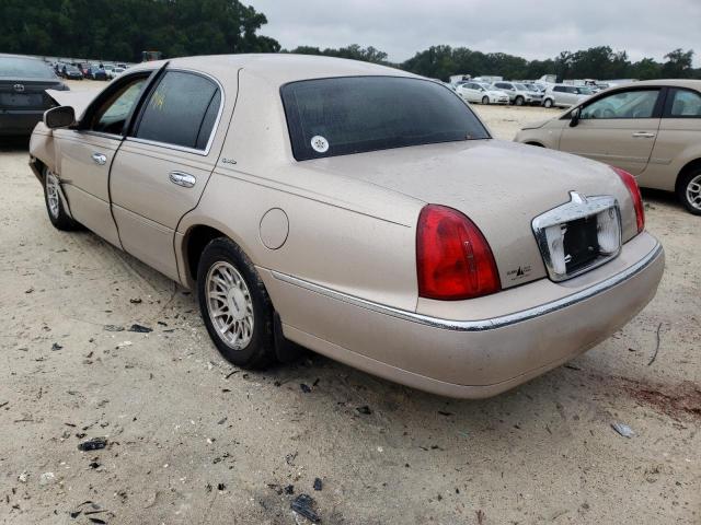 1998 Lincoln Town Car Signature VIN: 1LNFM82W7WY688163 Lot: 49157924