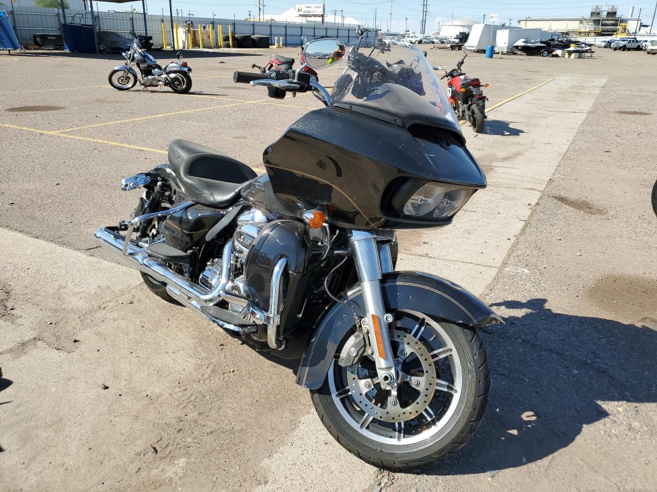 1HD1KGD1XHB628642 HARLEY-DAVIDSON FLTRU 2017