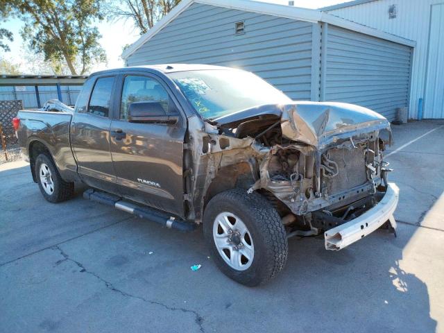 Salvage cars for sale from Copart Sacramento, CA: 2011 Toyota Tundra DOU