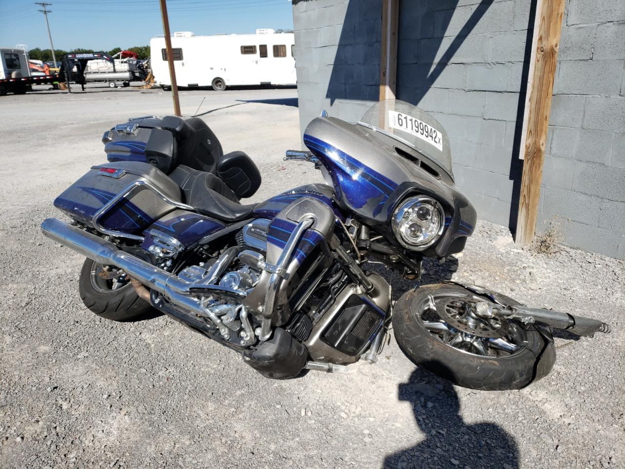 1HD1TEF13HB955480 HARLEY-DAVIDSON FLHTKSE CV 2017
