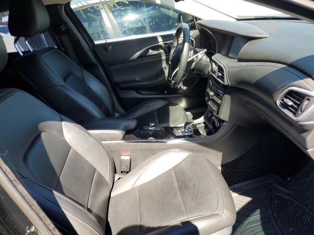 2018 INFINITI QX30 PURE SJKCH5CR9JA055665