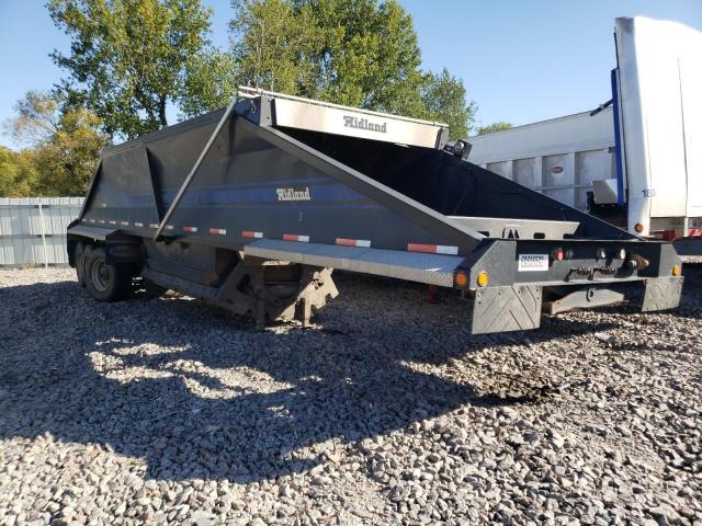 Salvage trucks for sale at Avon, MN auction: 2003 MID Trailer