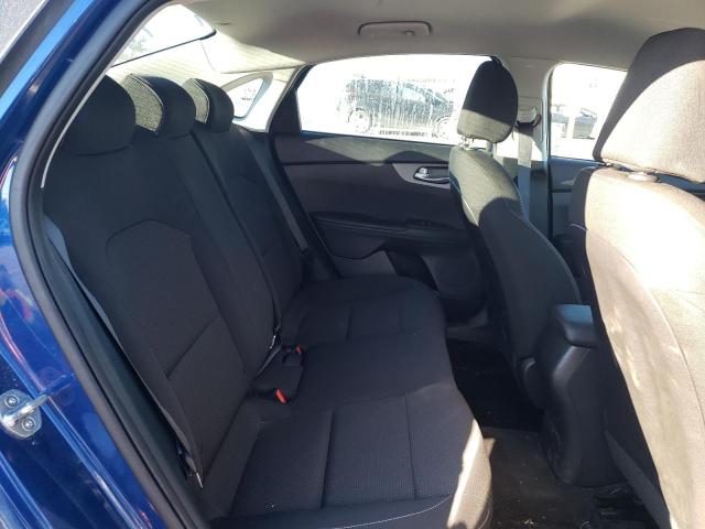 3KPF24AD1ME271773 KIA FORTE FE
