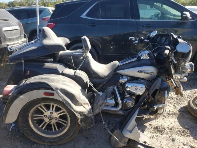 2019 HARLEY-DAVIDSON FLHTCUTG 1HD1MAF17KB857226