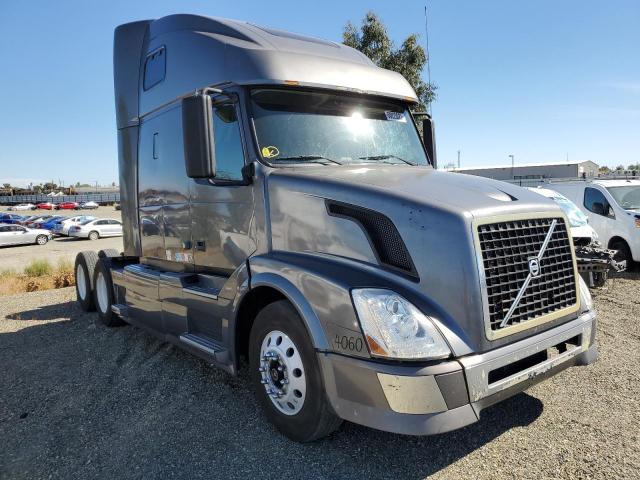 Salvage cars for sale from Copart Antelope, CA: 2009 Volvo VN VNL