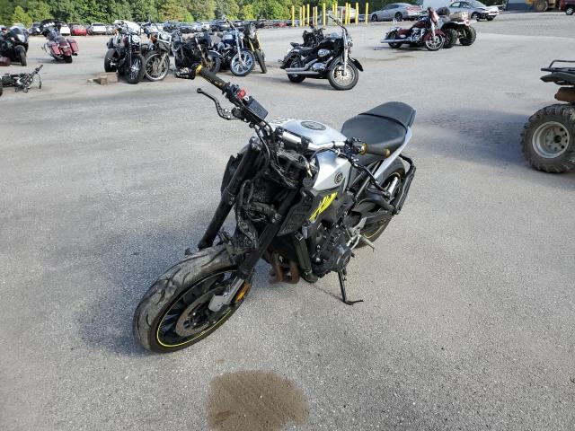 2017 YAMAHA FZ09 JYARN53E6HA001345