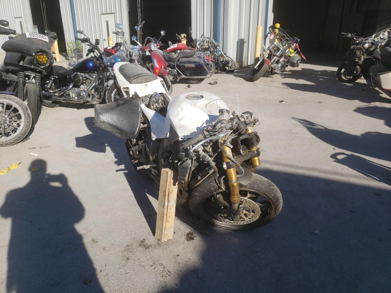 JH2PC40J9NK800028 HONDA CBR600 RA 2022