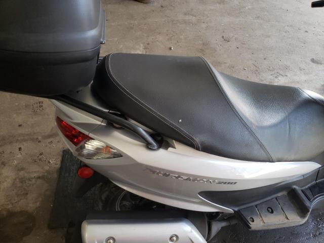 2014 SUZUKI UH200 MLCCH41A9E1600587