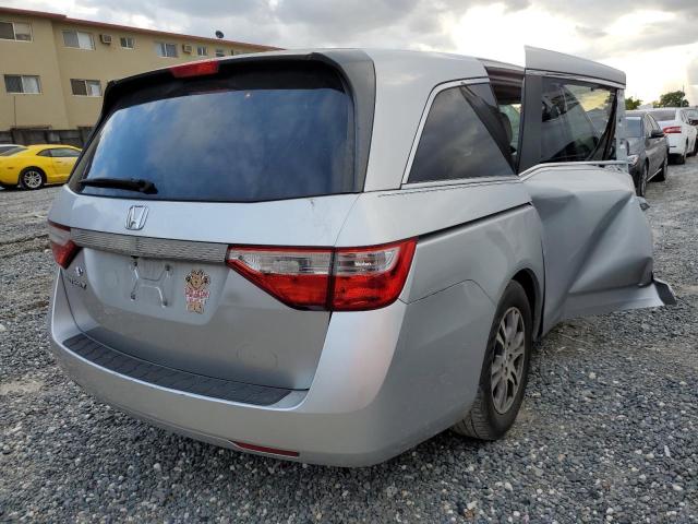 VIN 5FNRL5H67DB009550 2013 HONDA ODYSSEY no.4