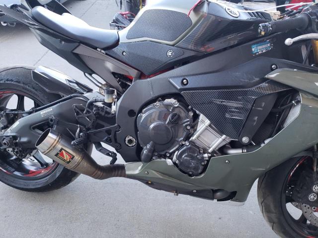 2015 YAMAHA YZFR1 C JYARN39Y5FA000366