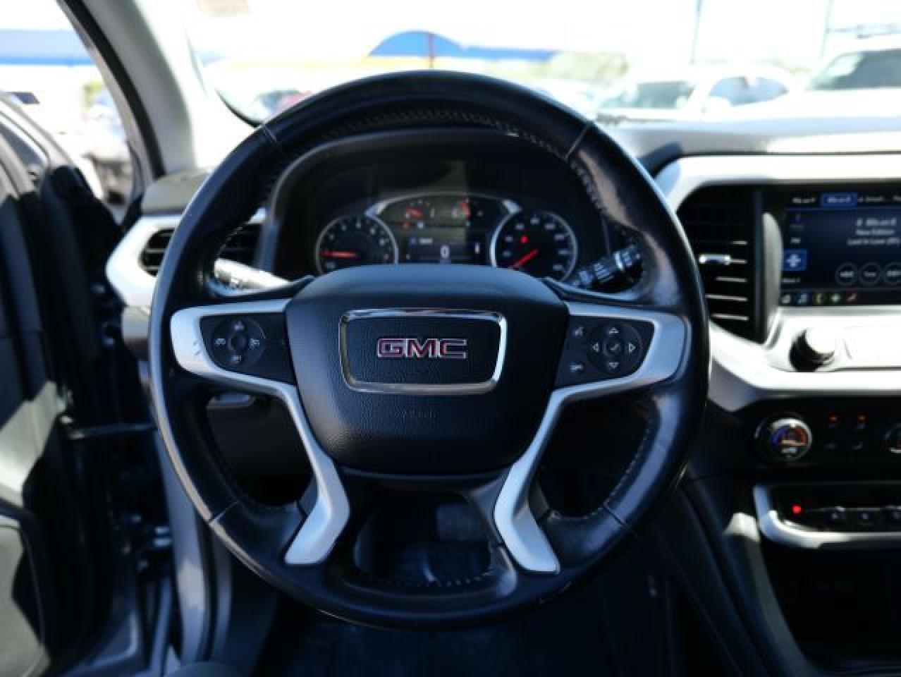 1GKKNKLA8LZ166670 2020 GMC Acadia Sle