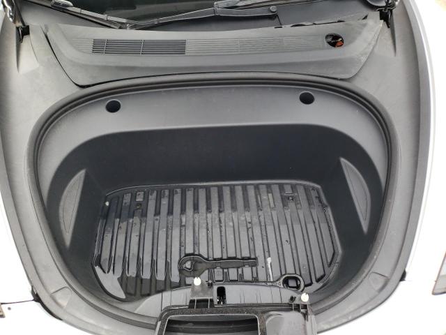5YJ3E1EC8NF209079 Tesla MODEL 3
