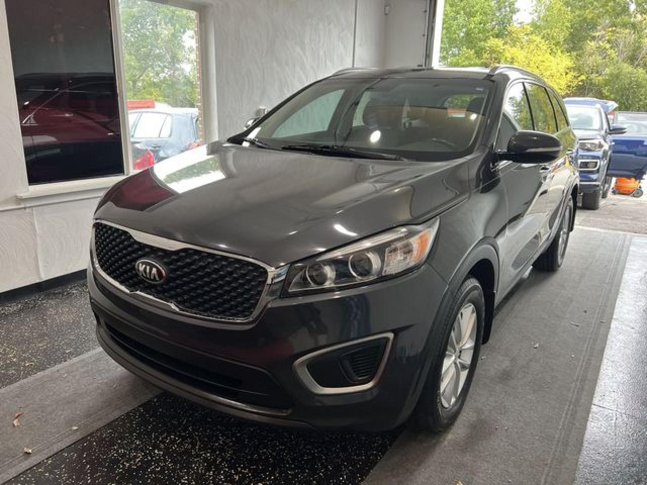 5XYPG4A35GG155321 2016 Kia Sorento Lx