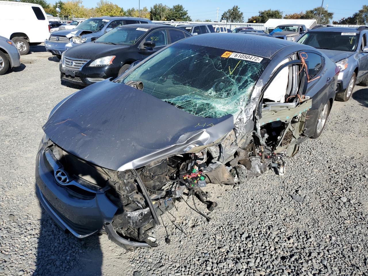 2013 Hyundai Elantra - Image 2