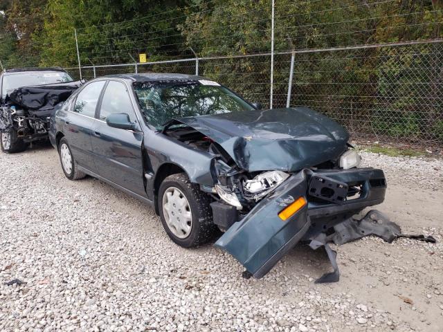 Salvage cars for sale from Copart Northfield, OH: 1996 Honda Accord LX