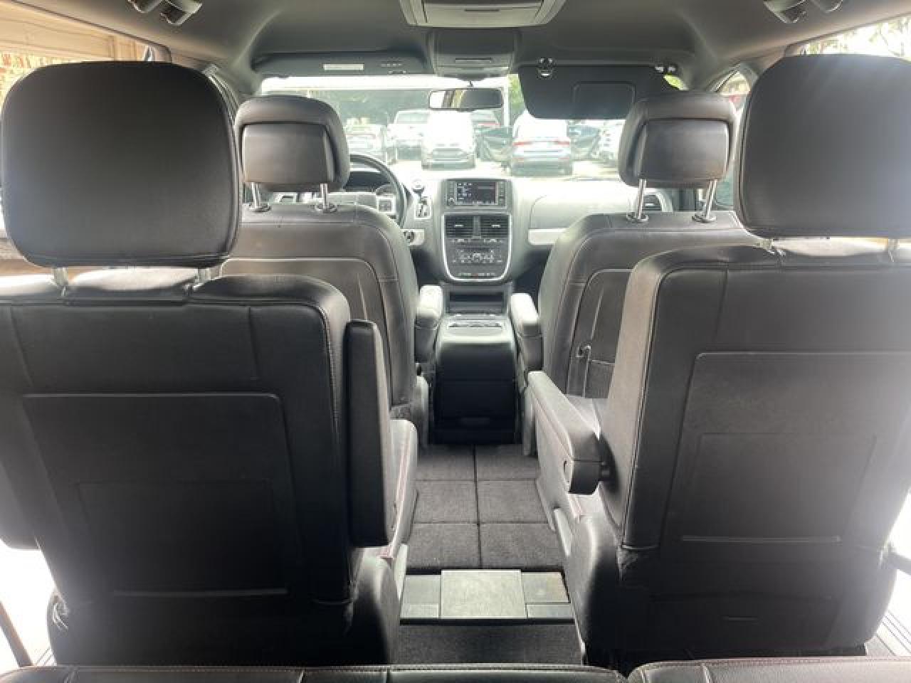 2017 Dodge Grand Caravan Gt VIN: 2C4RDGEG6HR545681 Lot: 61786132