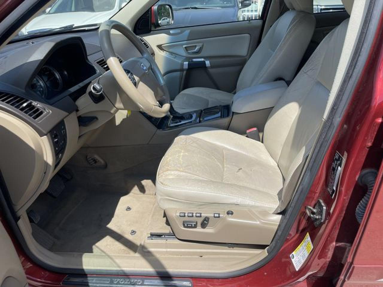 2011 Volvo Xc90 3.2 VIN: YV4952CY9B1570207 Lot: 61786382