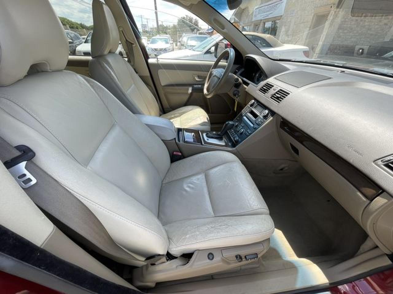 2011 Volvo Xc90 3.2 VIN: YV4952CY9B1570207 Lot: 61786382