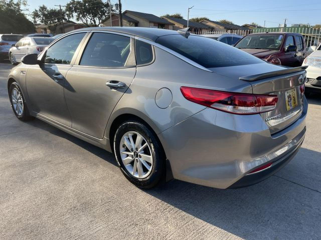 5XXGT4L31JG193309 2018 Kia Optima Lx