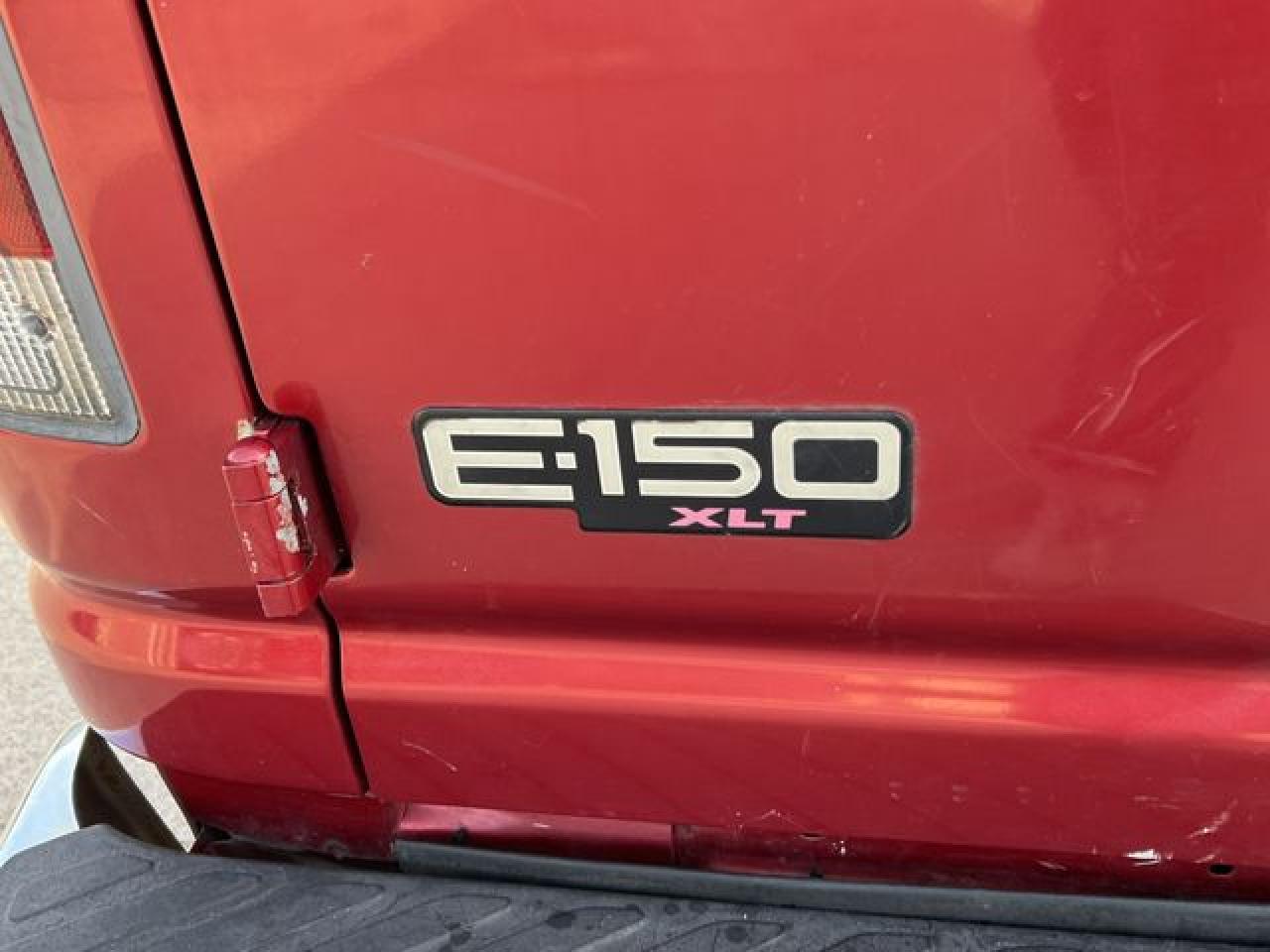 2002 Ford Econoline E150 Wagon VIN: 1FMRE11L92HB15171 Lot: 61786082