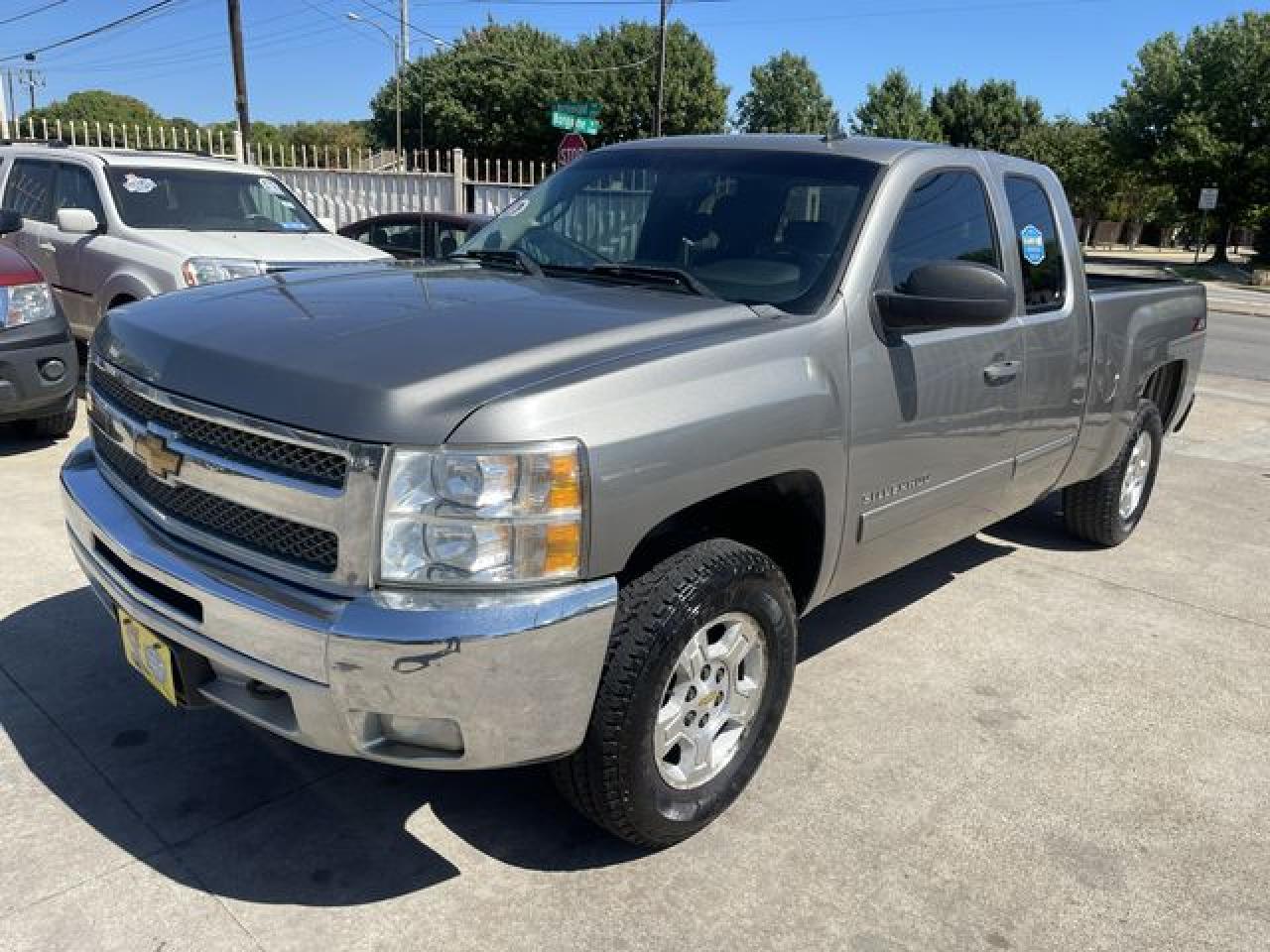 2013 Chevrolet Silverado K1500 Lt VIN: 1GCRKSE76DZ268667 Lot: 61786062