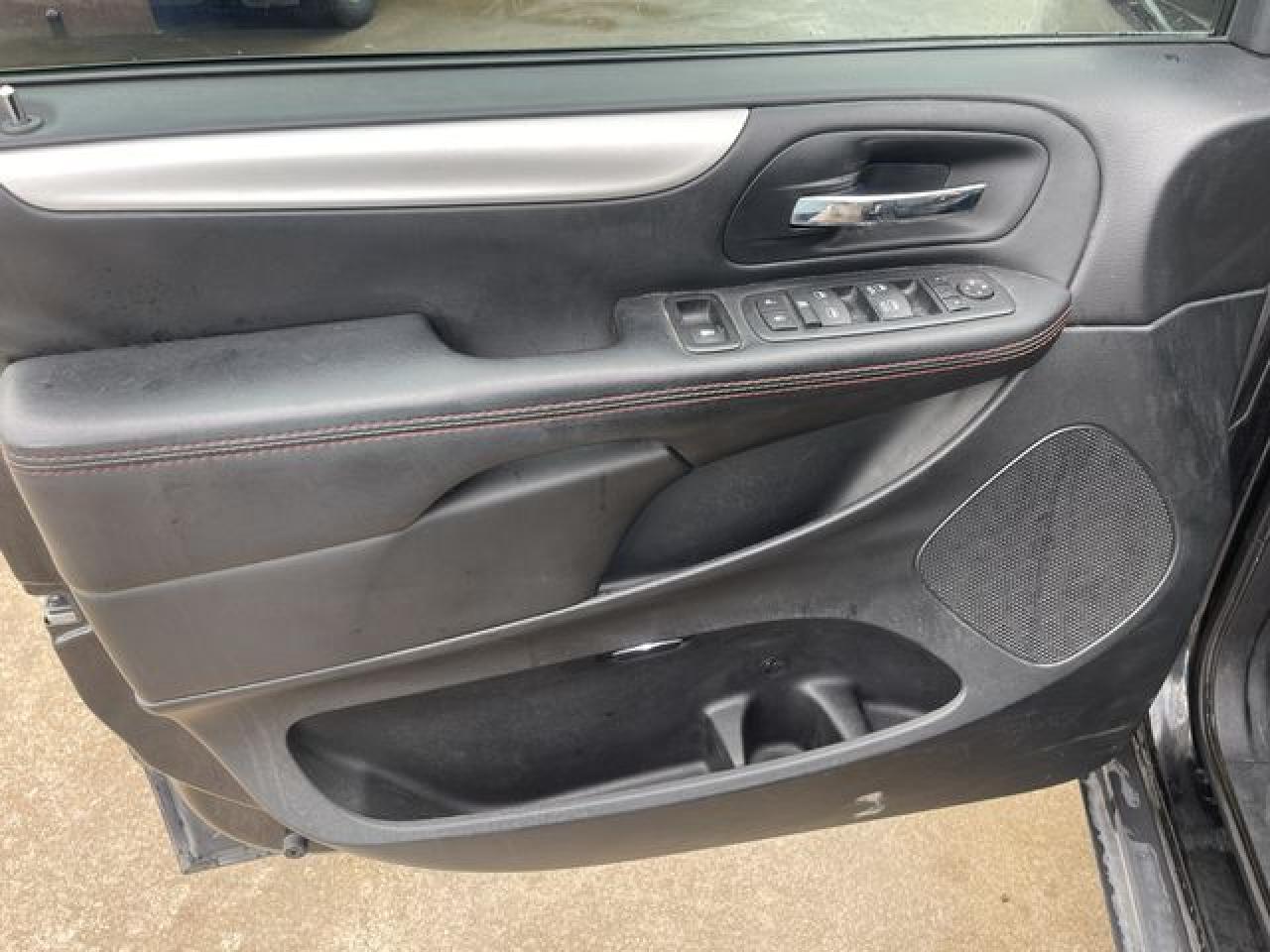 2017 Dodge Grand Caravan Gt VIN: 2C4RDGEG6HR545681 Lot: 61786132