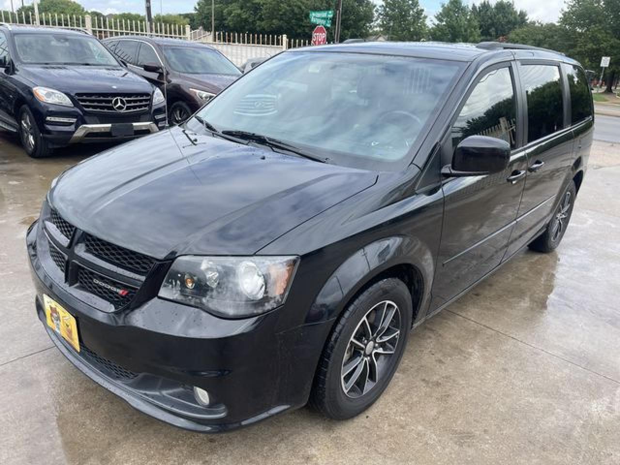 2017 Dodge Grand Caravan Gt VIN: 2C4RDGEG6HR545681 Lot: 61786132