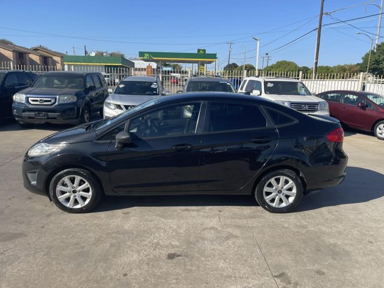 2011 Ford Fiesta Se VIN: 3FADP4BJ1BM151381 Lot: 61786542