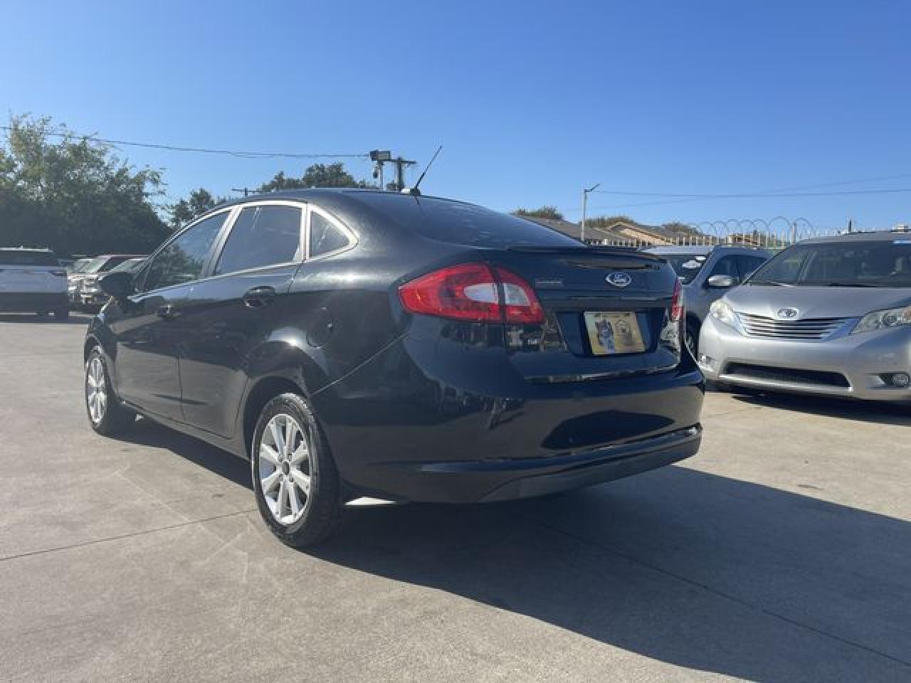 2011 Ford Fiesta Se VIN: 3FADP4BJ1BM151381 Lot: 61786542