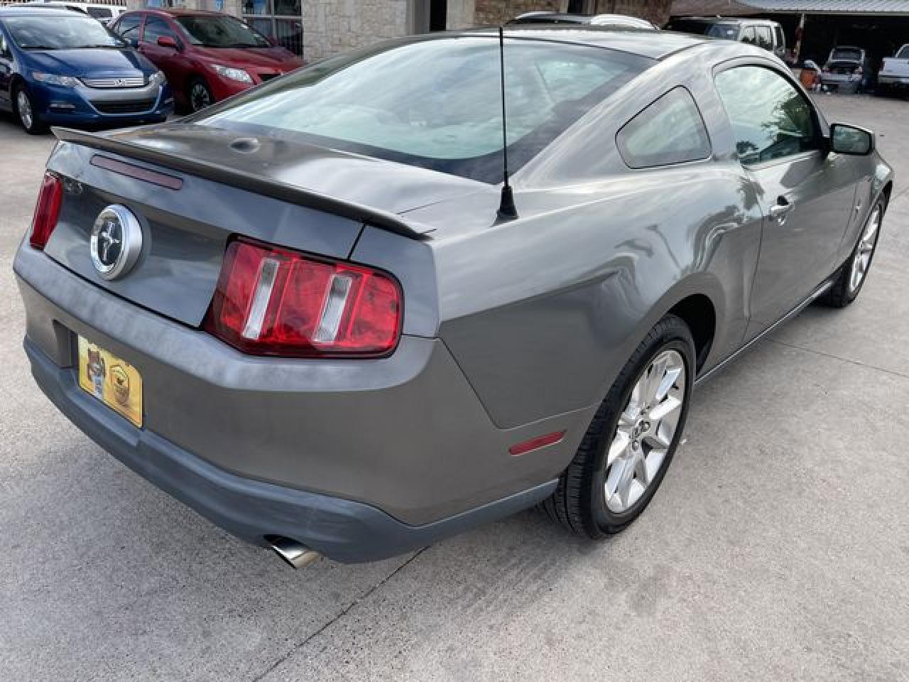2010 Ford Mustang VIN: 1ZVBP8AN2A5131977 Lot: 61786092