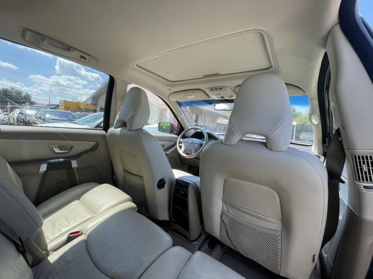 2011 Volvo Xc90 3.2 VIN: YV4952CY9B1570207 Lot: 61786382