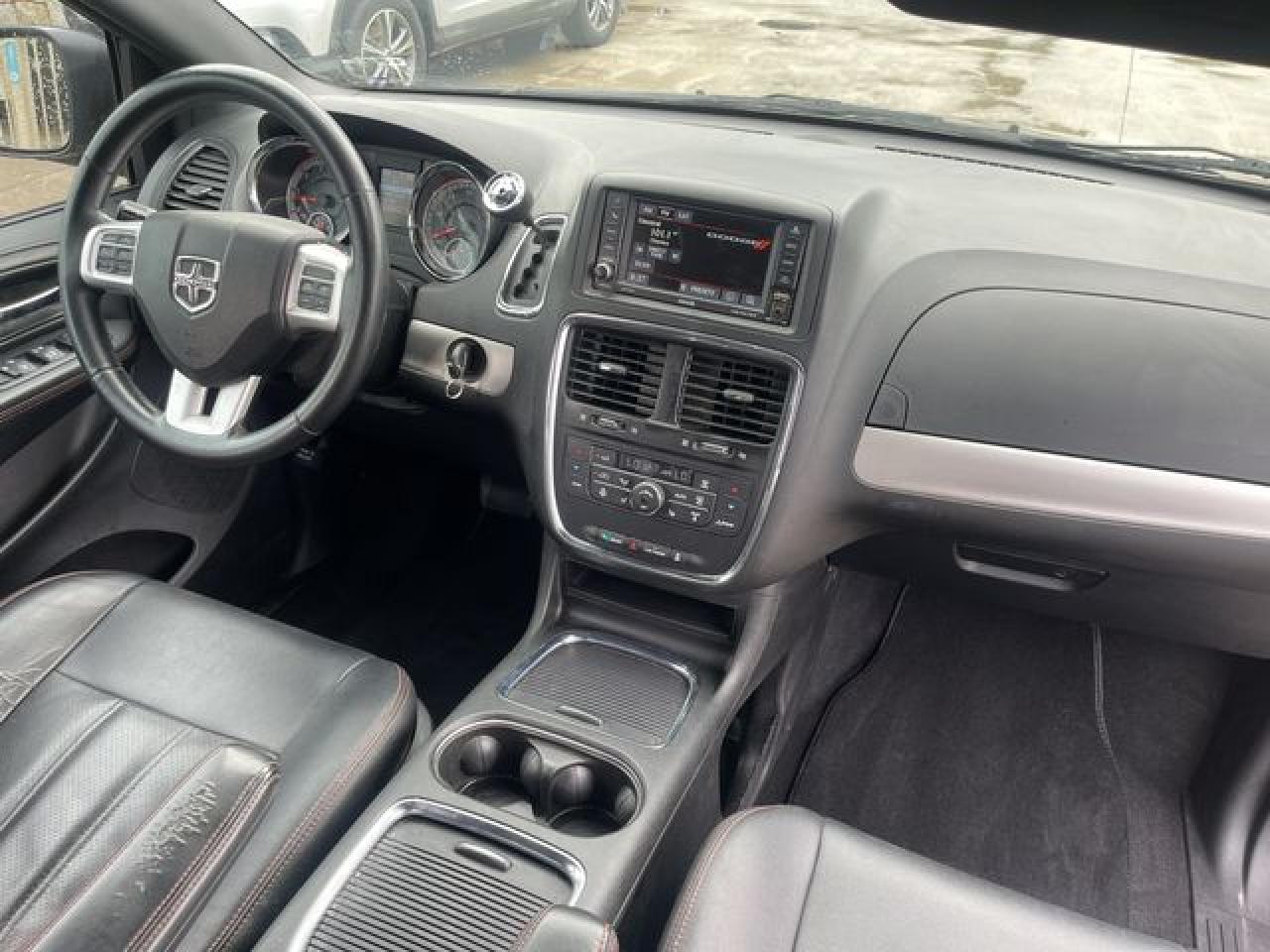 2017 Dodge Grand Caravan Gt VIN: 2C4RDGEG6HR545681 Lot: 61786132