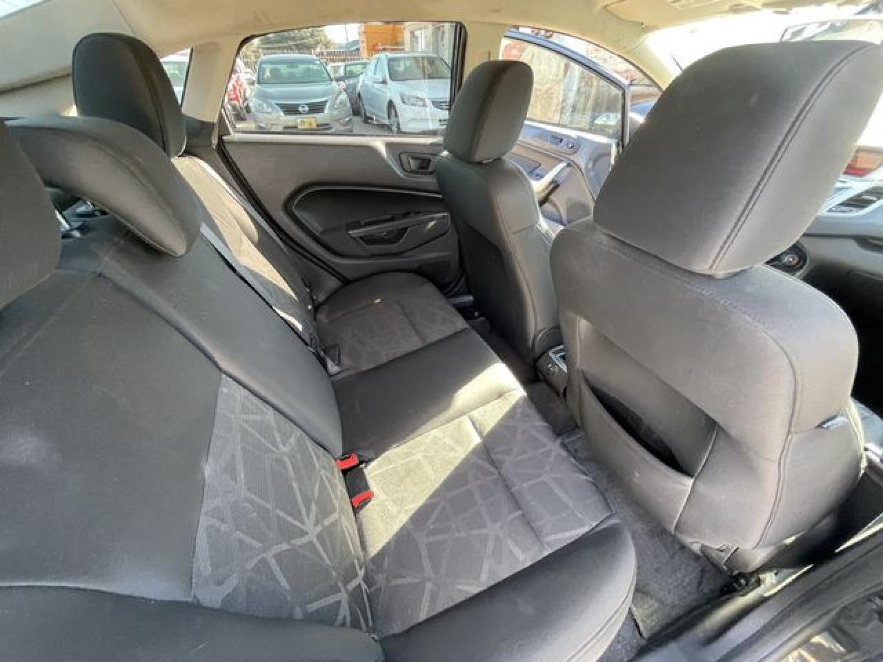 2011 Ford Fiesta Se VIN: 3FADP4BJ1BM151381 Lot: 61786542