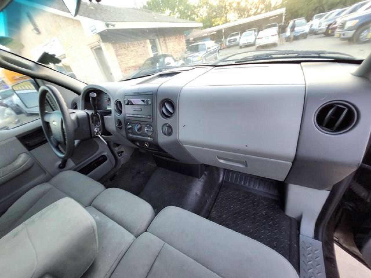 2007 Ford F150 VIN: 1FTRF12227KD19067 Lot: 61786442