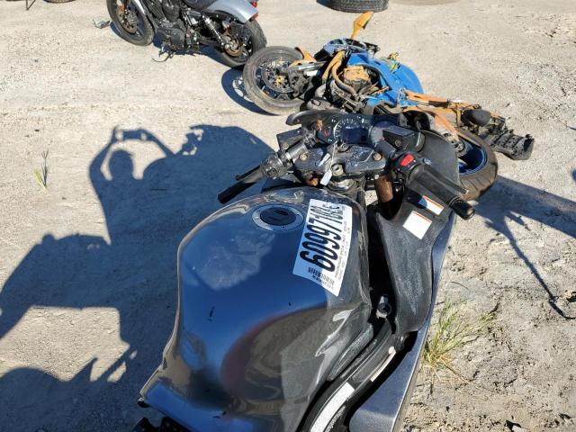 2005 SUZUKI GSX1300 RK JS1GW71A452107605