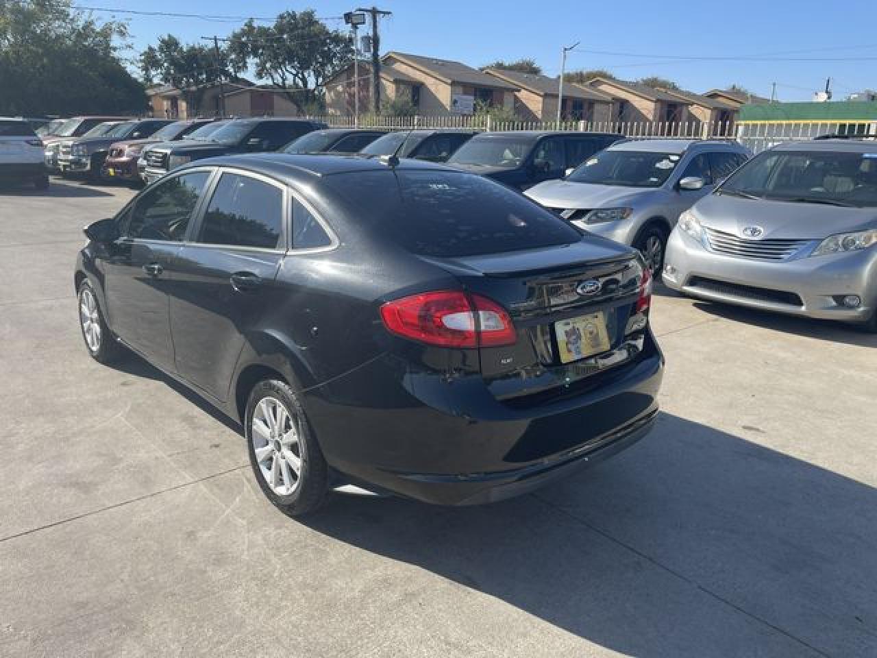 2011 Ford Fiesta Se VIN: 3FADP4BJ1BM151381 Lot: 61786542