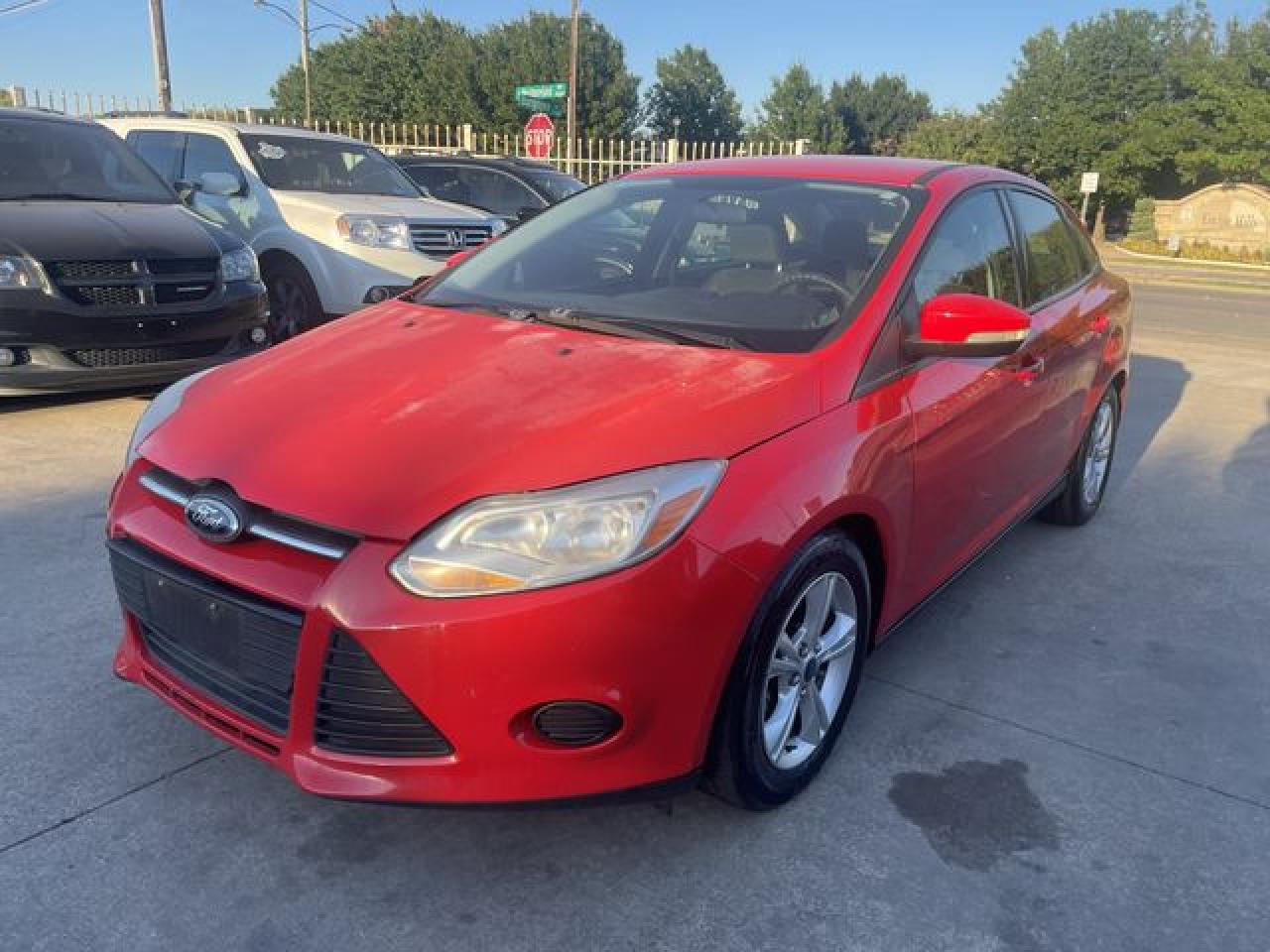 2014 Ford Focus Se VIN: 1FADP3F28EL323070 Lot: 61786532