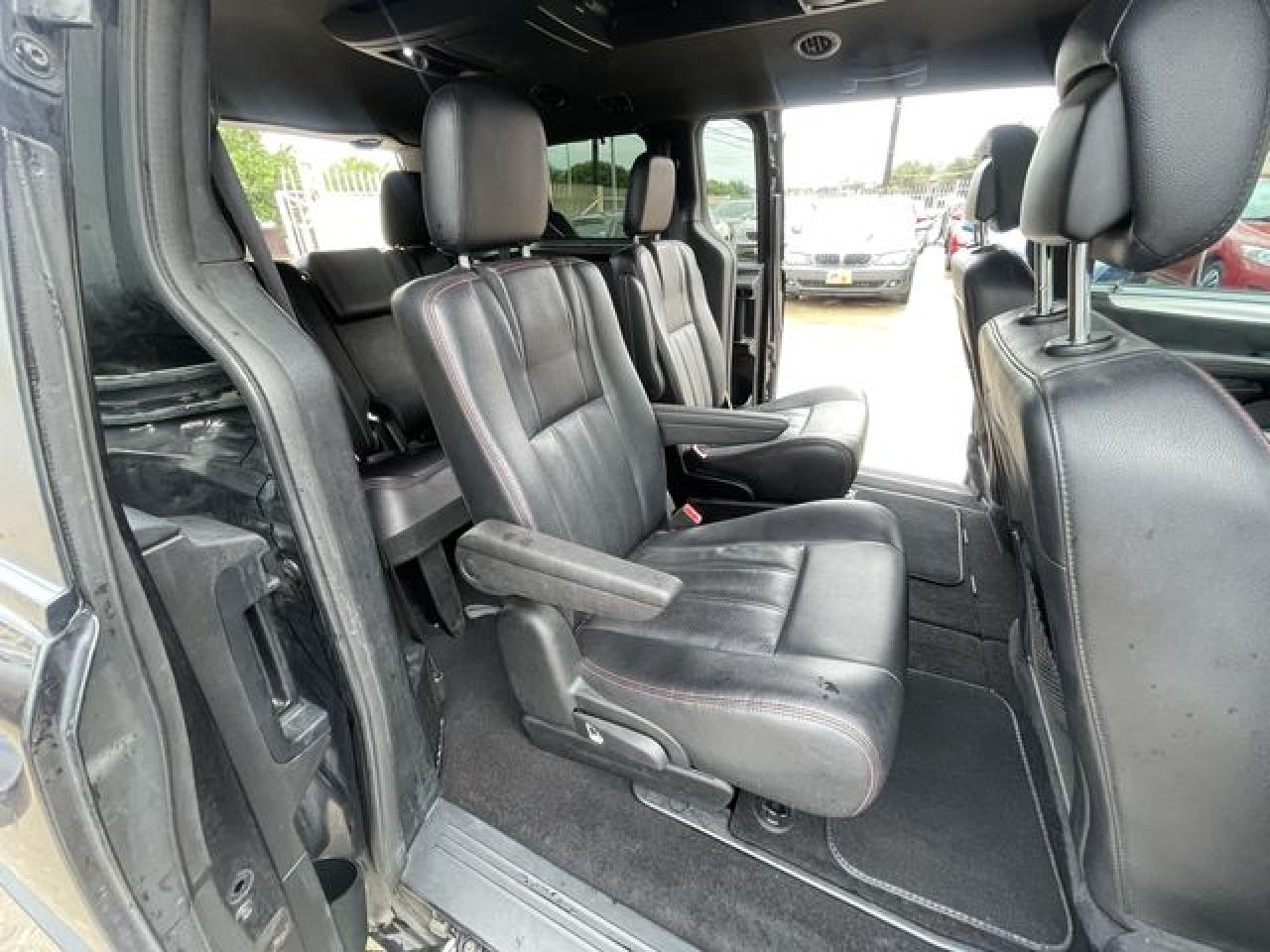 2017 Dodge Grand Caravan Gt VIN: 2C4RDGEG6HR545681 Lot: 61786132