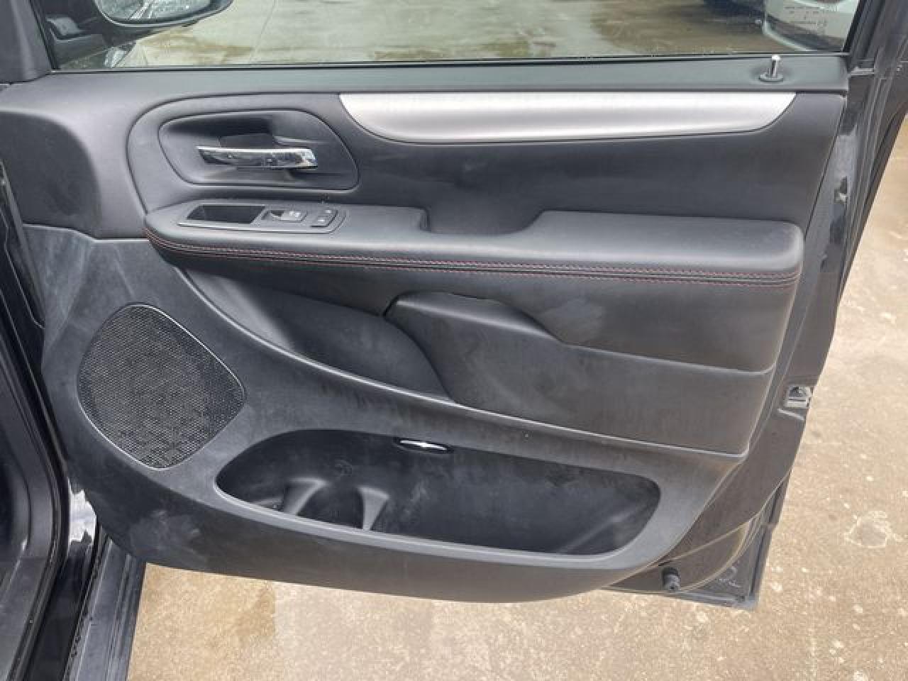 2017 Dodge Grand Caravan Gt VIN: 2C4RDGEG6HR545681 Lot: 61786132