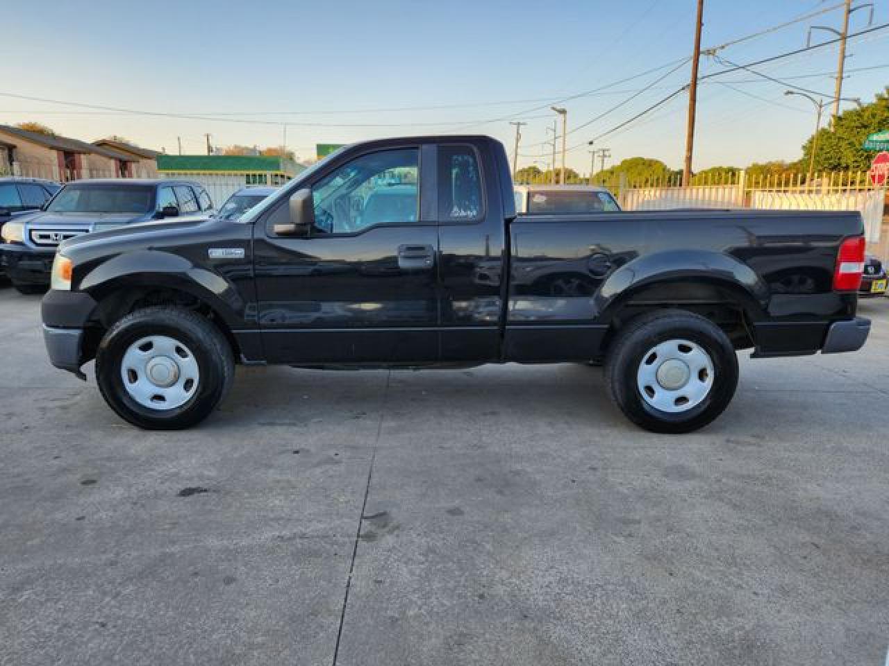 2007 Ford F150 VIN: 1FTRF12227KD19067 Lot: 61786442