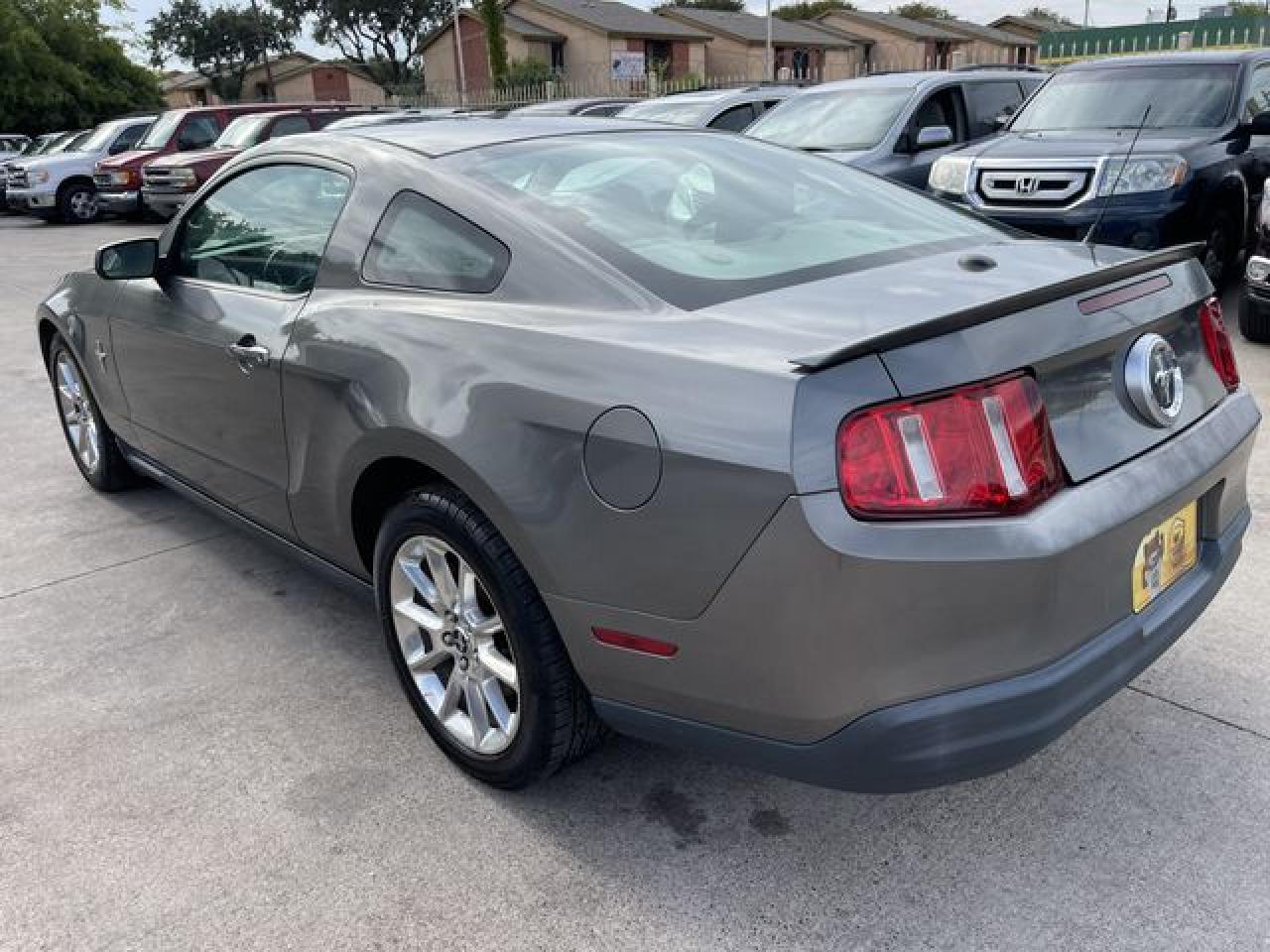 2010 Ford Mustang VIN: 1ZVBP8AN2A5131977 Lot: 61786092
