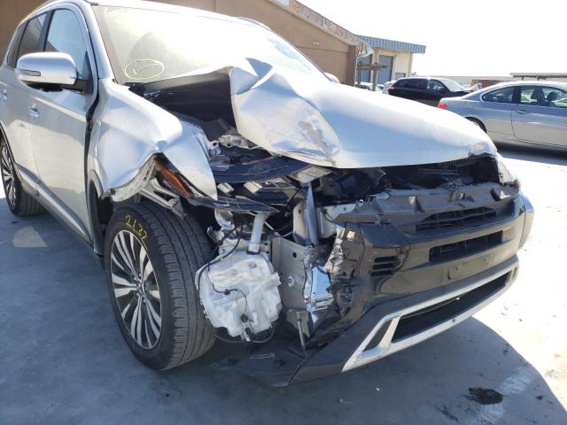 JA4AZ3A33KZ009899 Mitsubishi Outlander Se