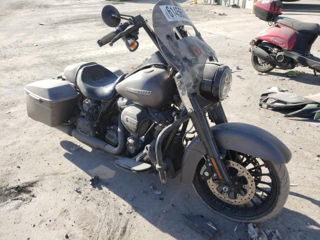 2017 HARLEY-DAVIDSON FLHRXS - 1HD1KVC27HB695830