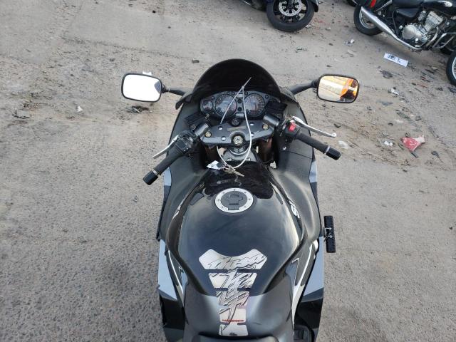 2003 SUZUKI GSX1300 R JS1GW71A332101744