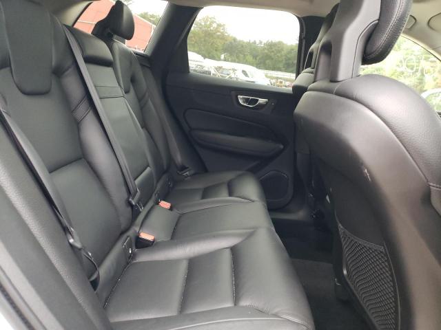 2018 VOLVO XC60 T5 LYV102RK1JB122553