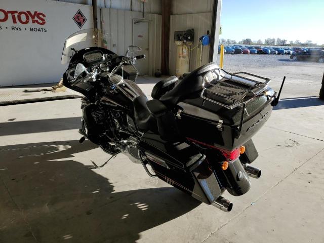 2011 HARLEY-DAVIDSON FLTRU 1HD1KGM1XBB658327