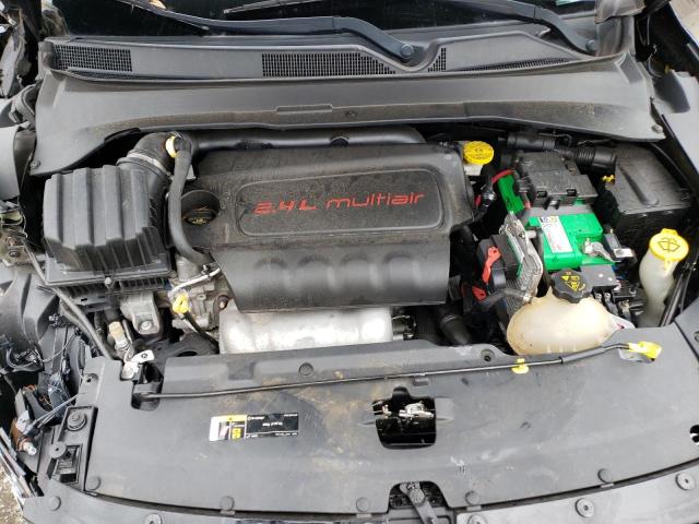 Фото: 3C4NJCBB7JT137542 - 7